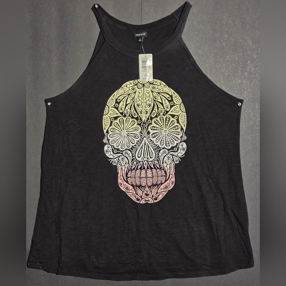 Torrid Black Skull Graphic Women's Top
